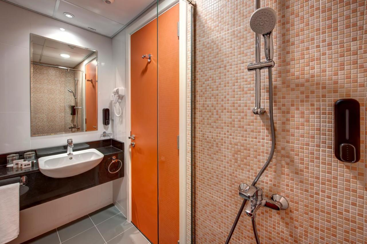 Wescott Hotel Дубай Экстерьер фото