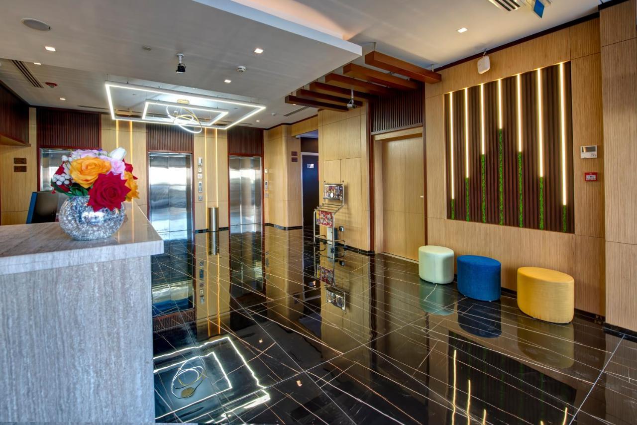 Wescott Hotel Дубай Экстерьер фото