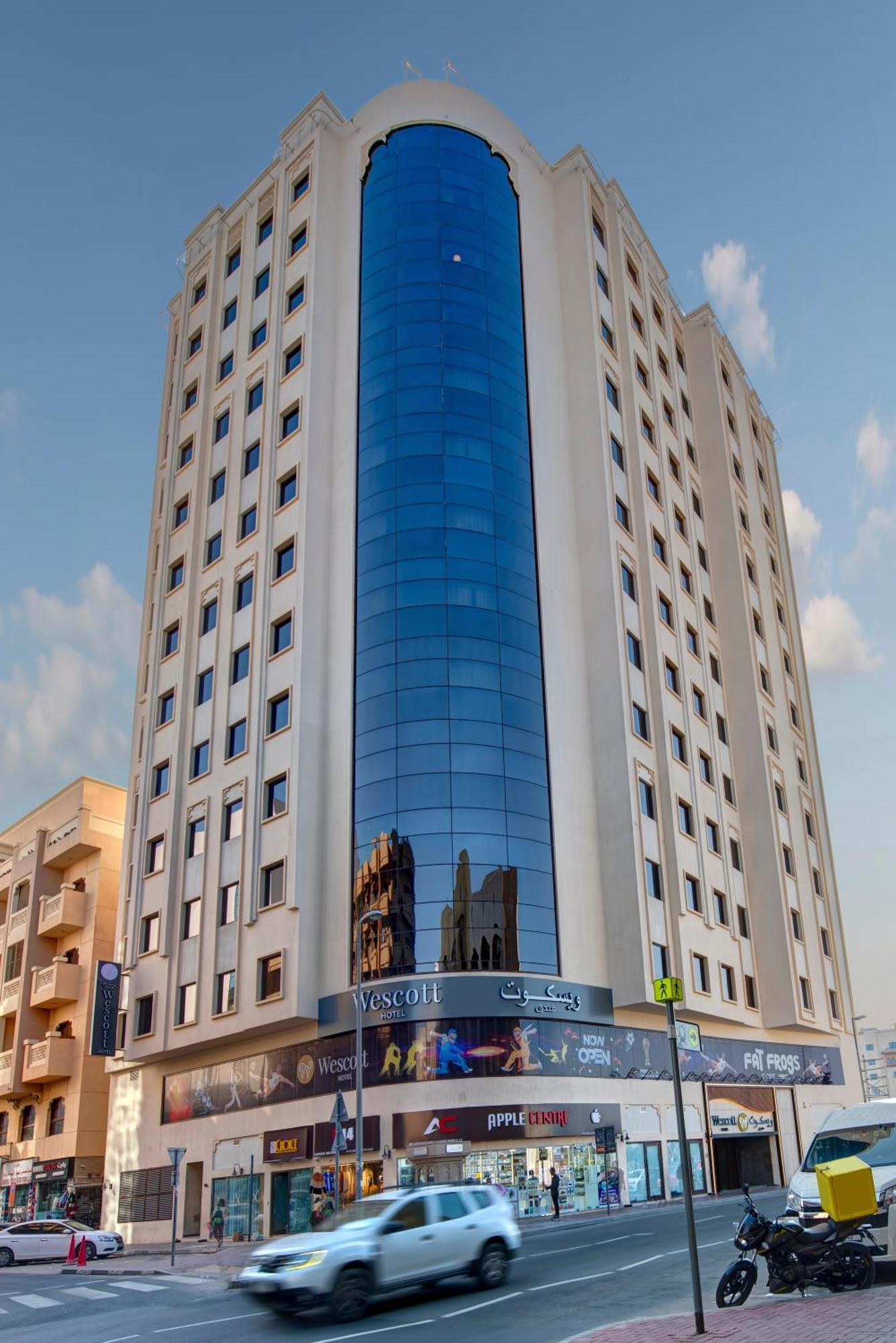 Wescott Hotel Дубай Экстерьер фото