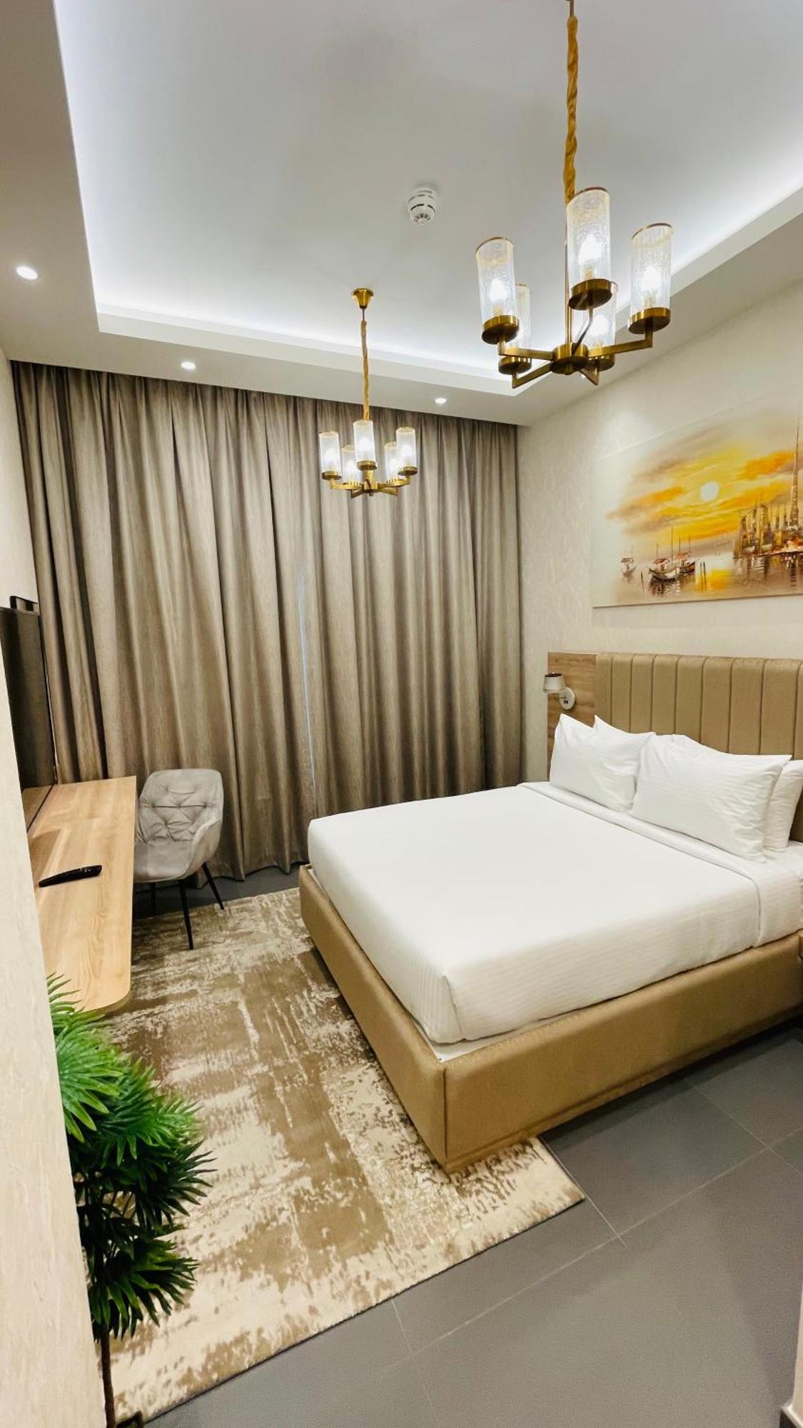 Wescott Hotel Дубай Экстерьер фото